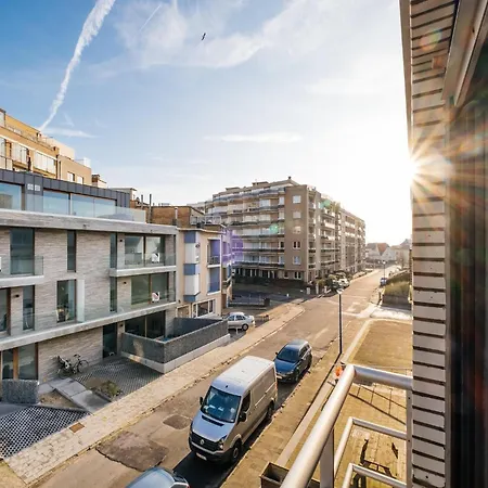 Апартаменты In Belgium 50m From The Sea, Cleaning Included