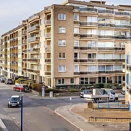 In Belgium 50m From The Sea, Cleaning Included Apartamento *